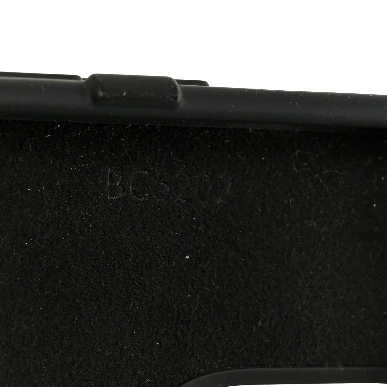 Louis Vuitton Rubber Monogram Trunk With Chain iPhone 14 Pro Case Black 7 of 11