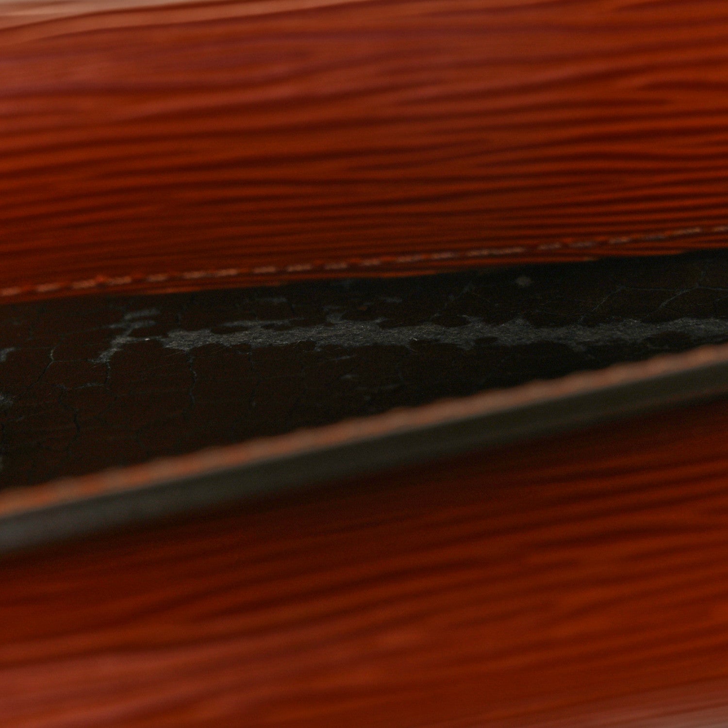 Louis Vuitton Epi Grenelle Fawn 8 of 8