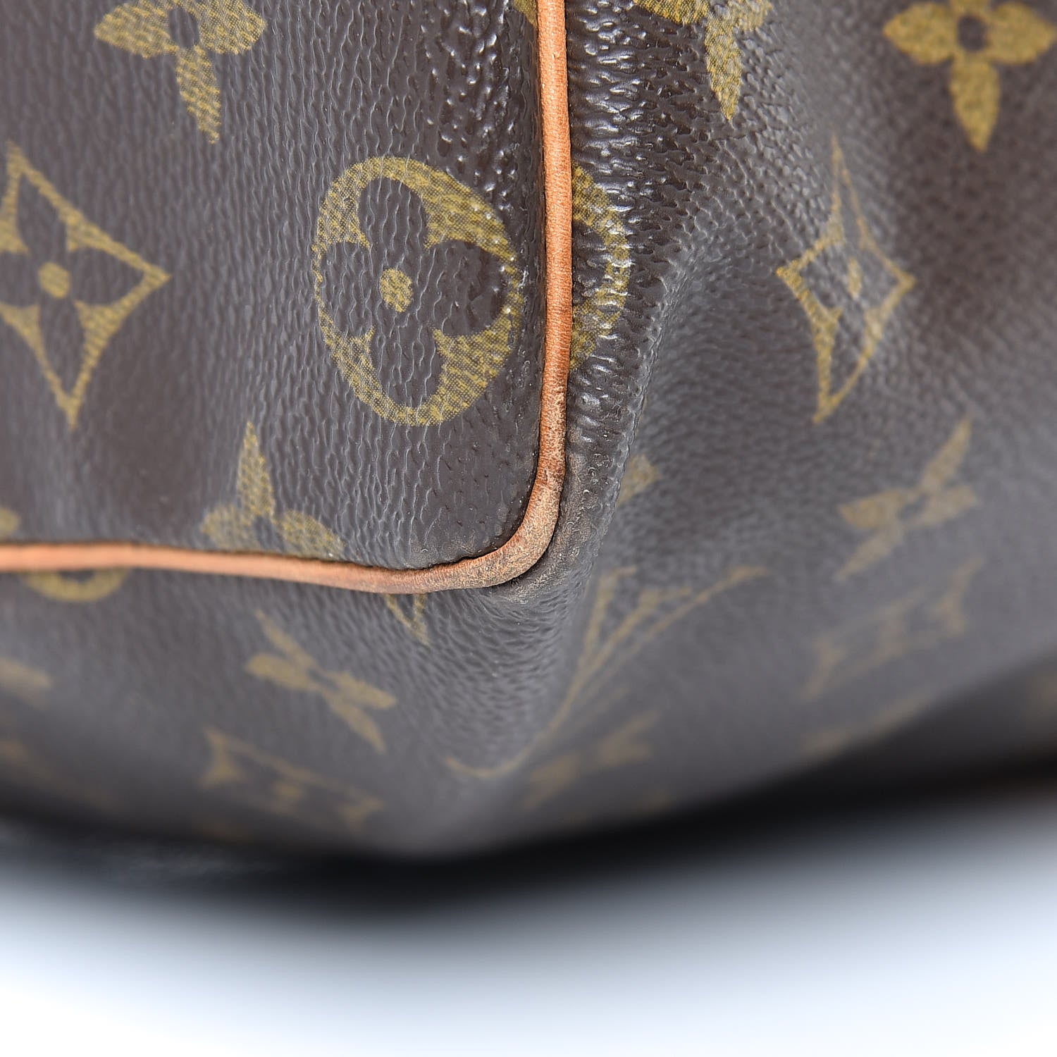 Louis Vuitton Monogram Keepall 45 11 of 14