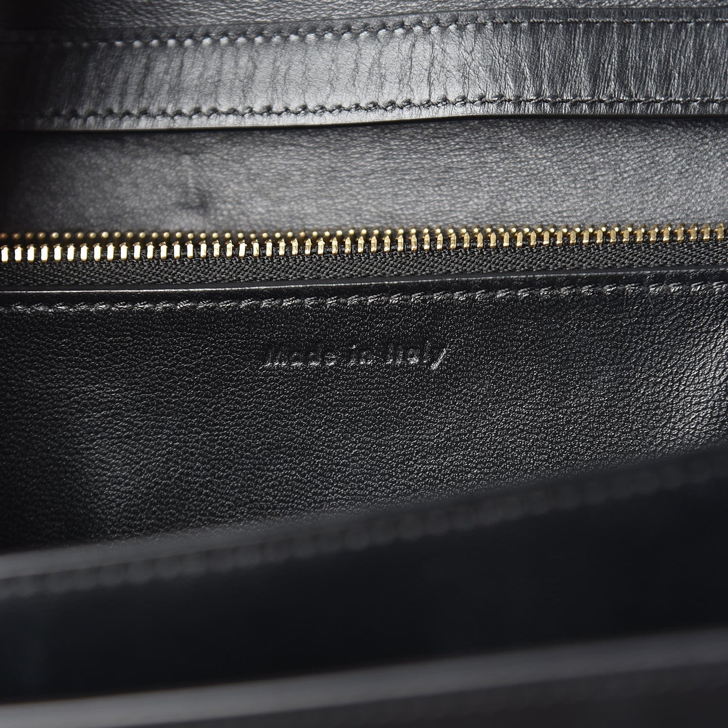 Box Calfskin Medium Classic Box Flap Bag Black