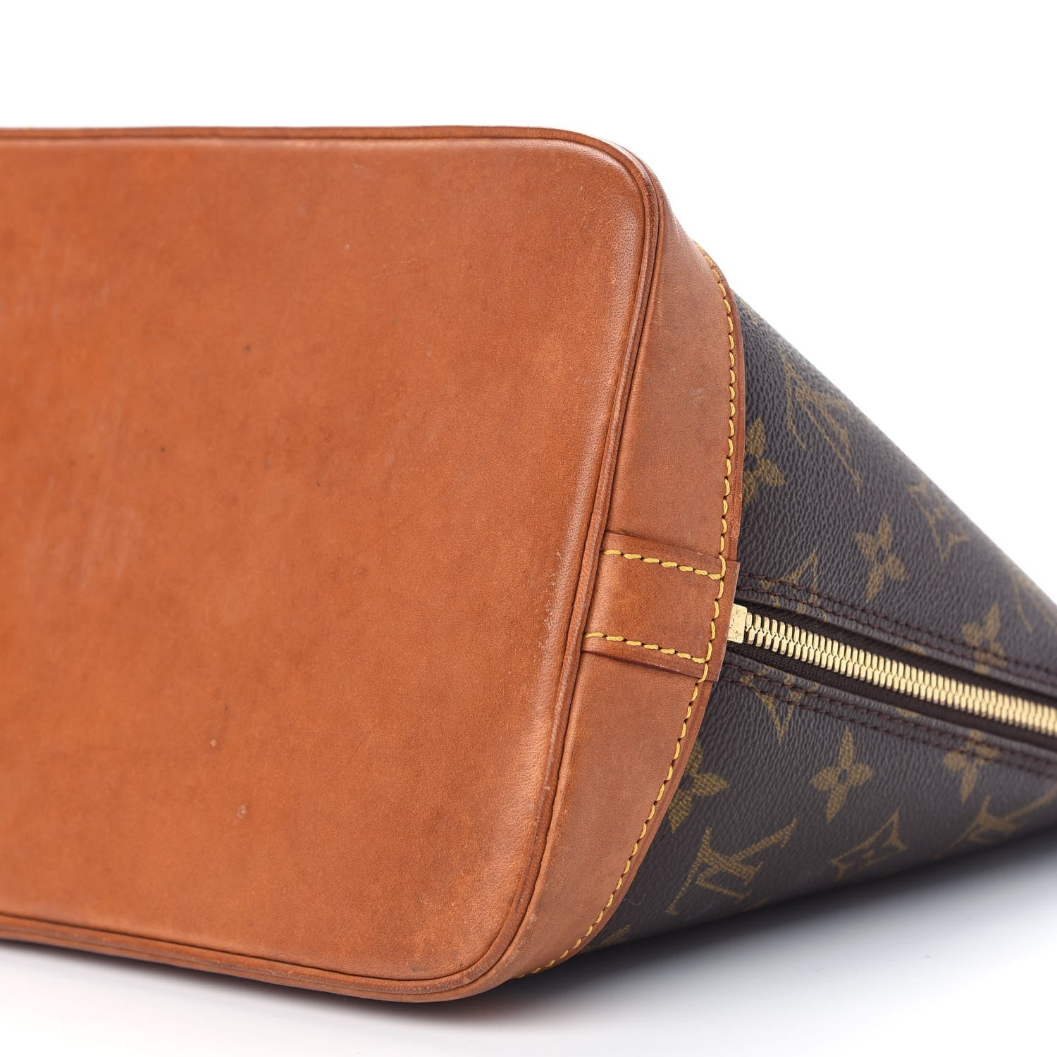 Louis Vuitton Monogram Alma PM 8 of 8