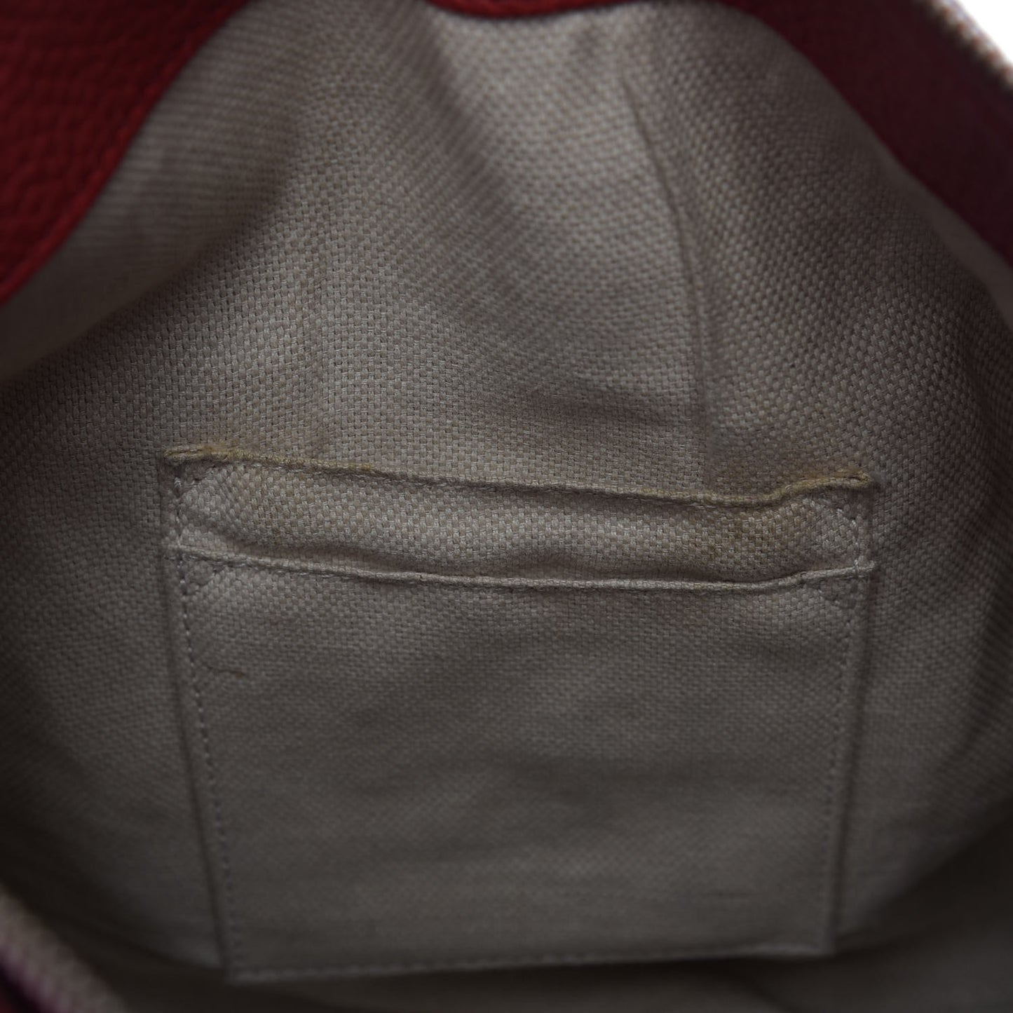 Pebbled Calfskin Large Soho Hobo Tabasco Red