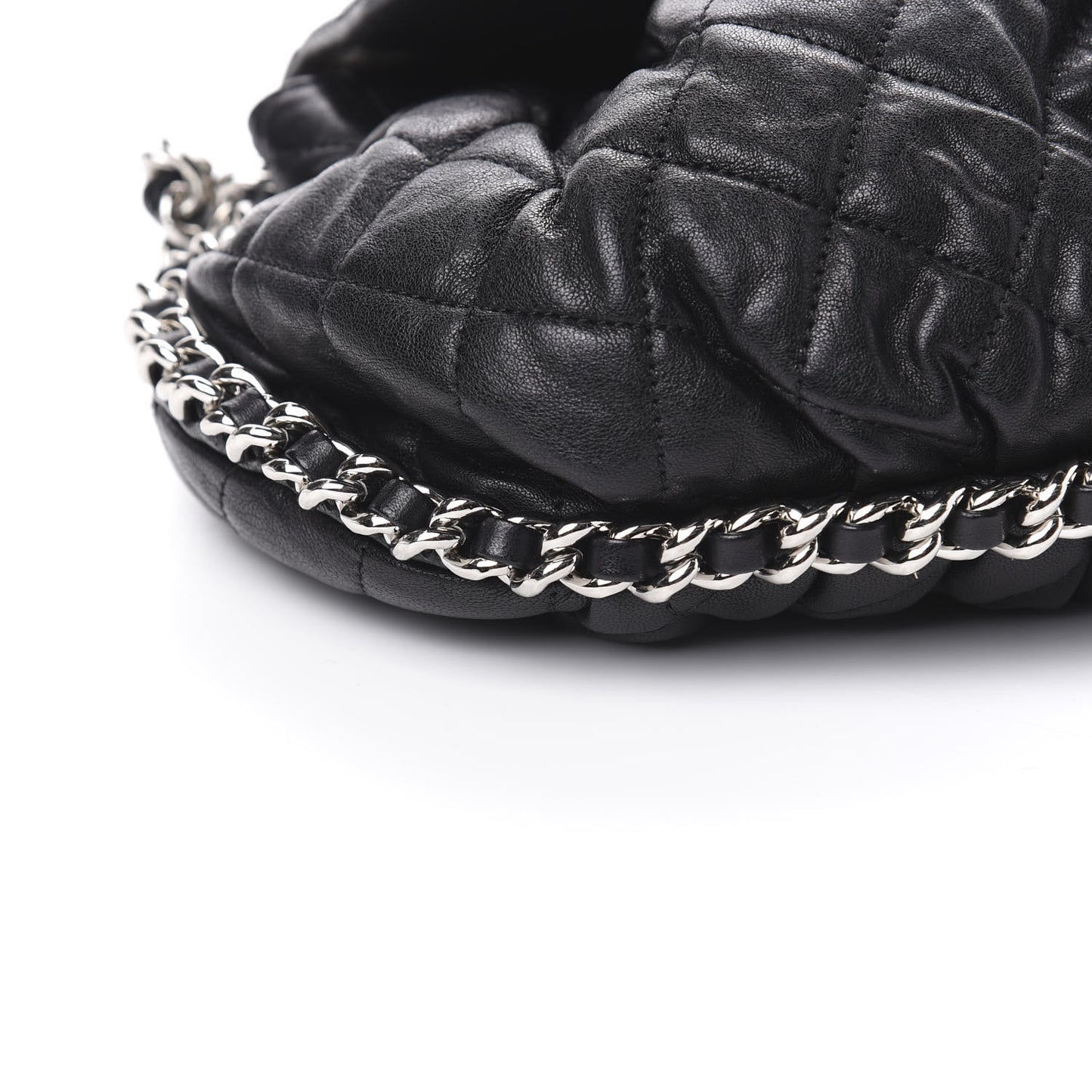 Washed Lambskin Quilted Medium Chain Around Messenger Black