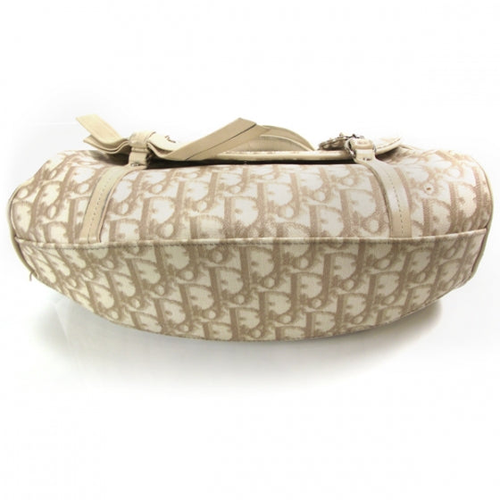 Monogram Romantique Trotter