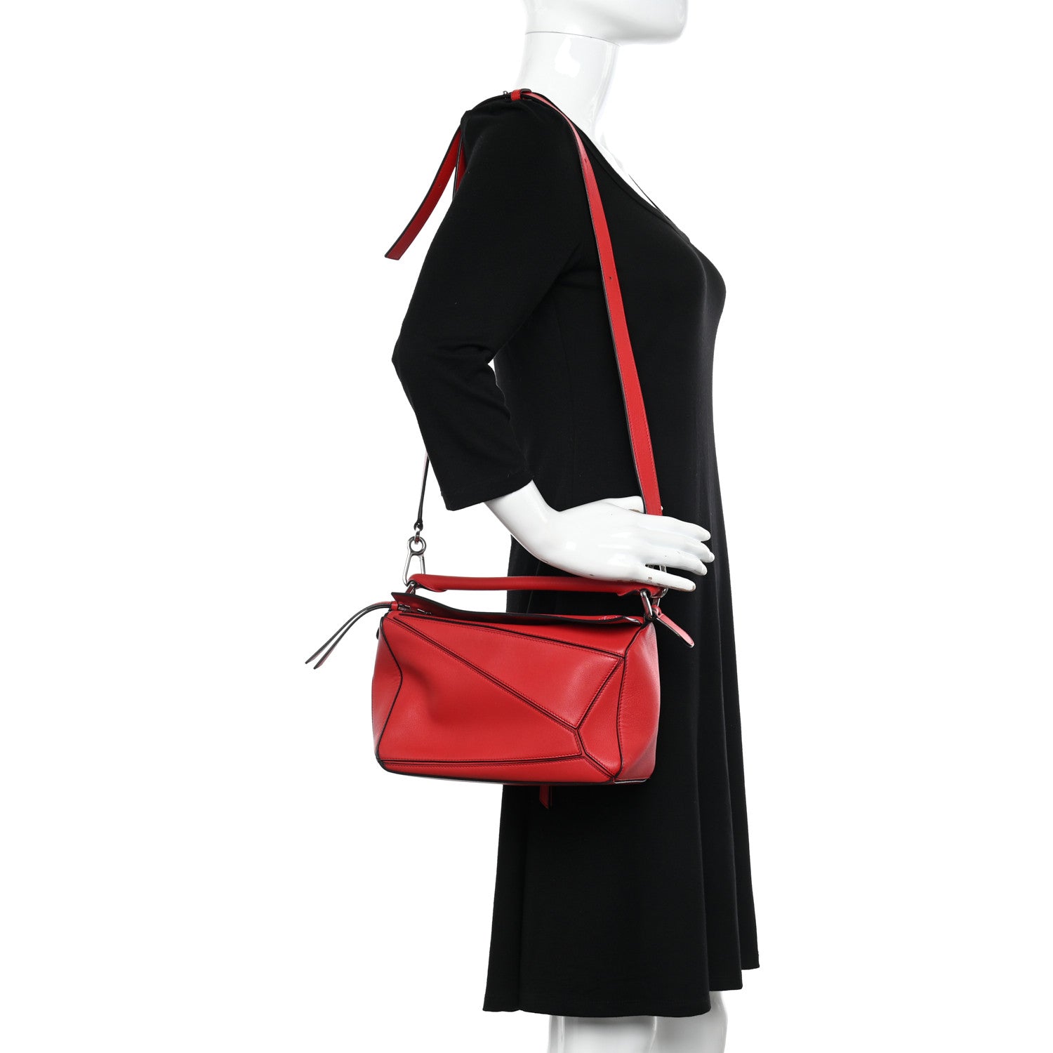 Loewe Calfskin Small Puzzle Bag Scarlet 2 of 10