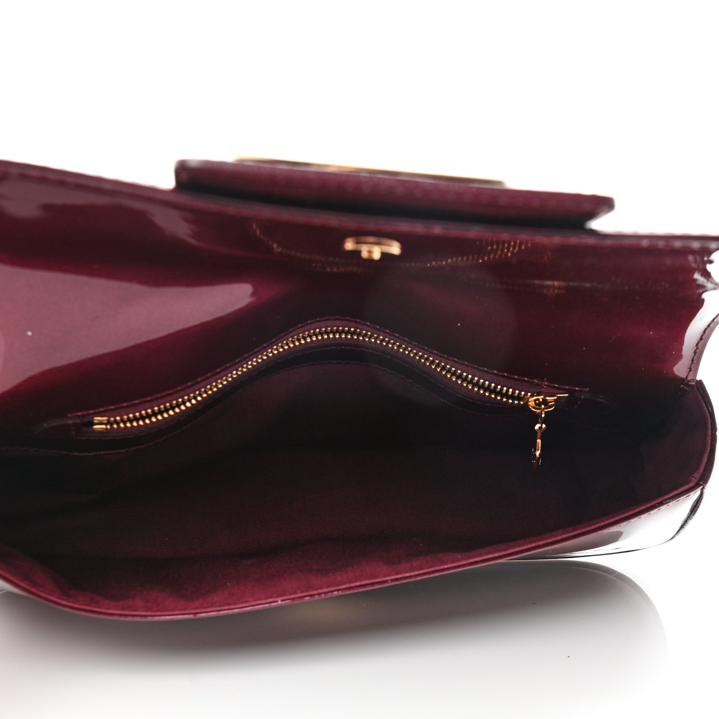 Patent Sobe Clutch Rouge Fauviste