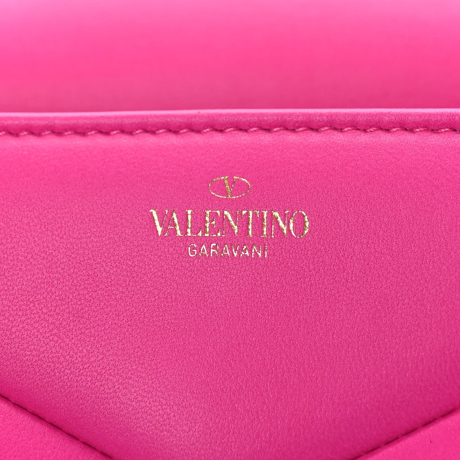 Valentino Garavani Nappa One Stud Chain Clutch Pink PP 6 of 8