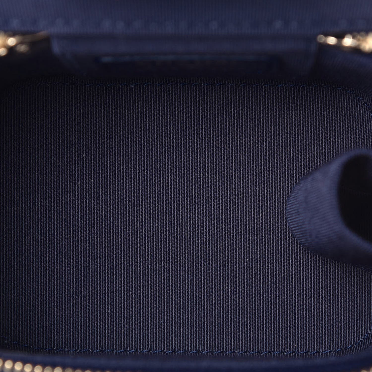 Chanel Caviar Quilted Mini Vanity Case With Chain Navy Blue 5 of 9