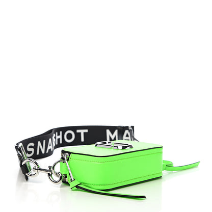 Marc Jacobs Saffiano Small Snapshot Camera Bag Bright Green 3 of 12