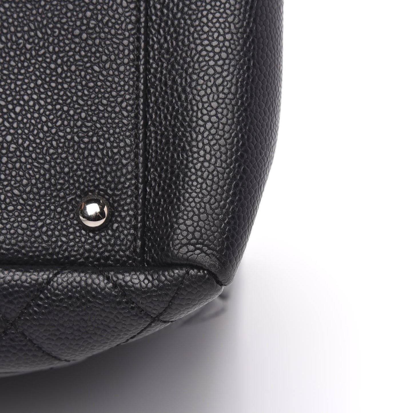 Caviar Quilted XL Grand Shopping Tote GST Black