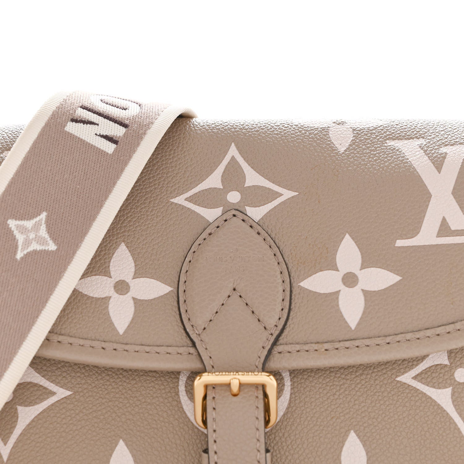 Louis Vuitton Empreinte Monogram Giant Diane Tourterelle Creme 7 of 10