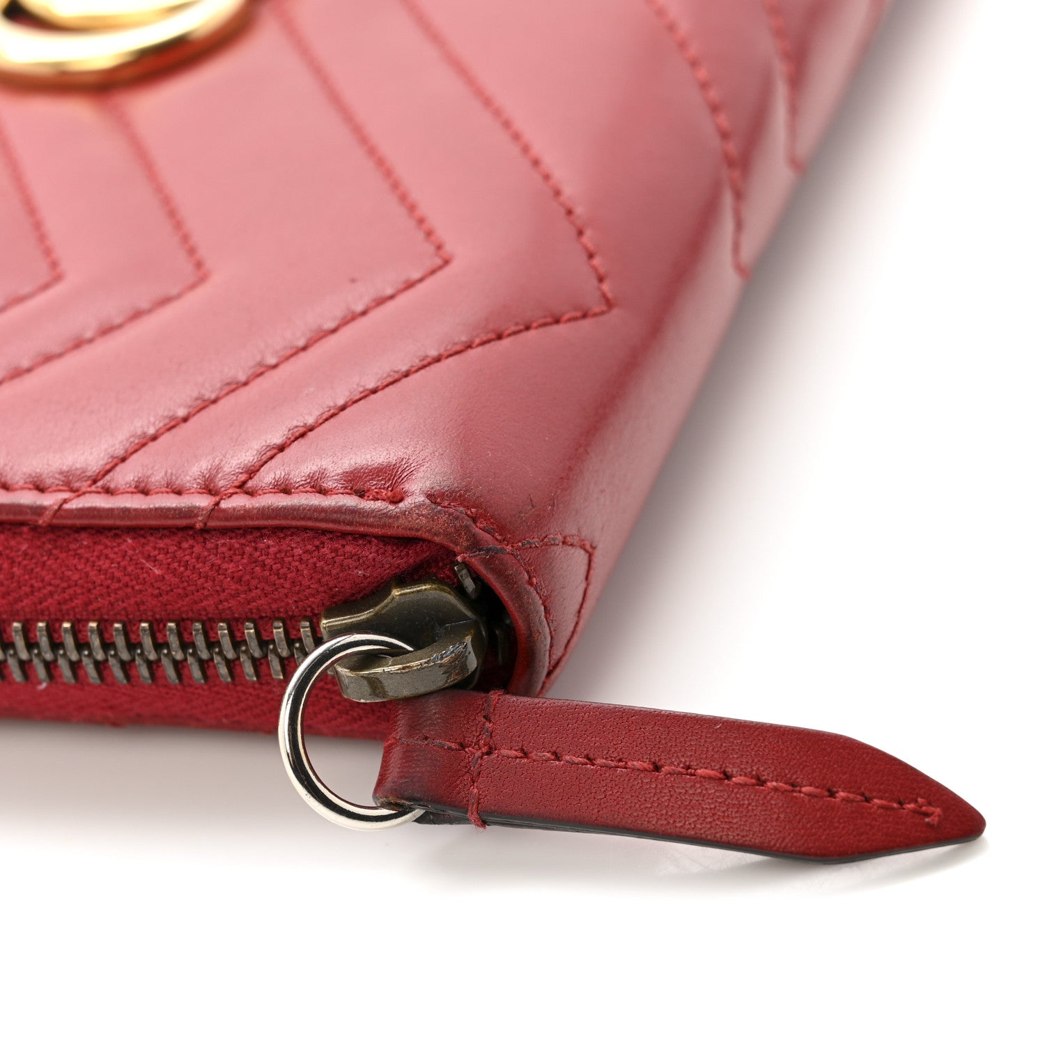 Gucci Calfskin Matelasse GG Marmont Zip Around Wallet Hibiscus Red