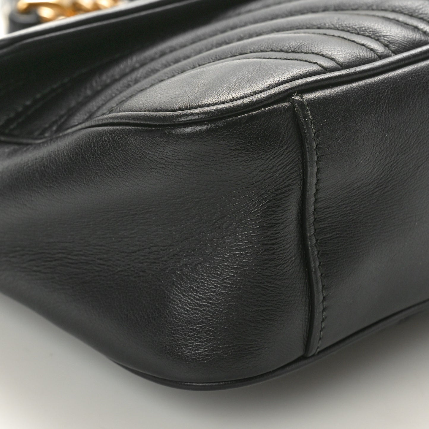 Calfskin Matelasse Small GG Marmont Shoulder Bag Black