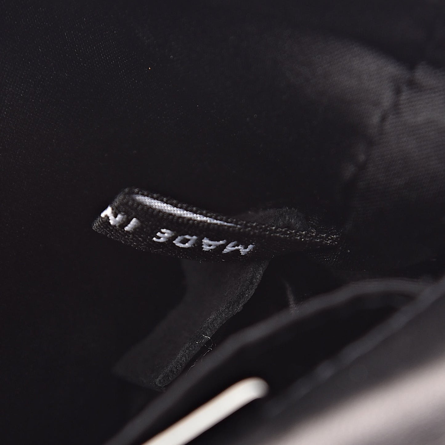 Nylon Travel East West Flap Black