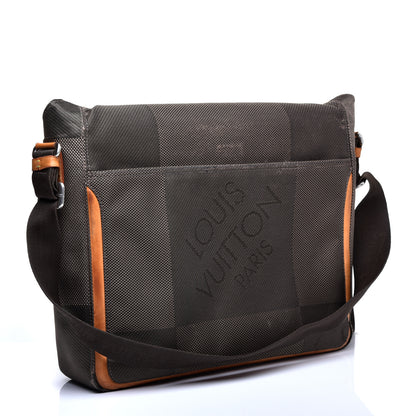 Louis Vuitton Damier Geant Messenger Bag Sable 3 of 12
