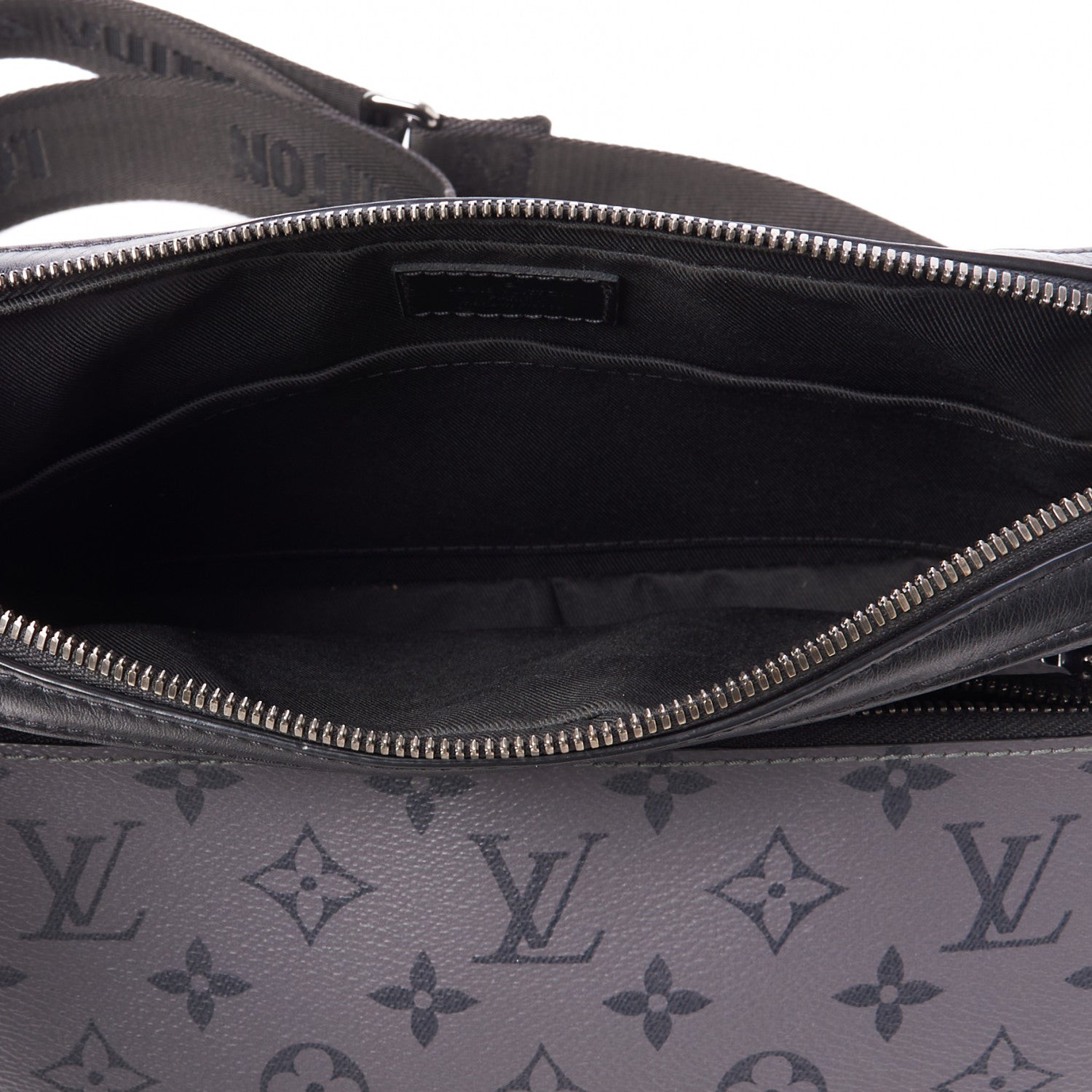 Louis Vuitton Reverse Monogram Eclipse Trio Messenger 7 of 8