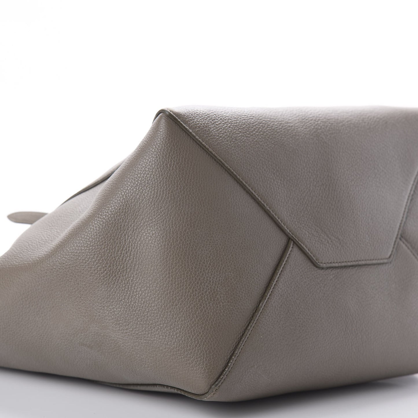 Soft Grained Calfskin Medium Belt Cabas Phantom Taupe