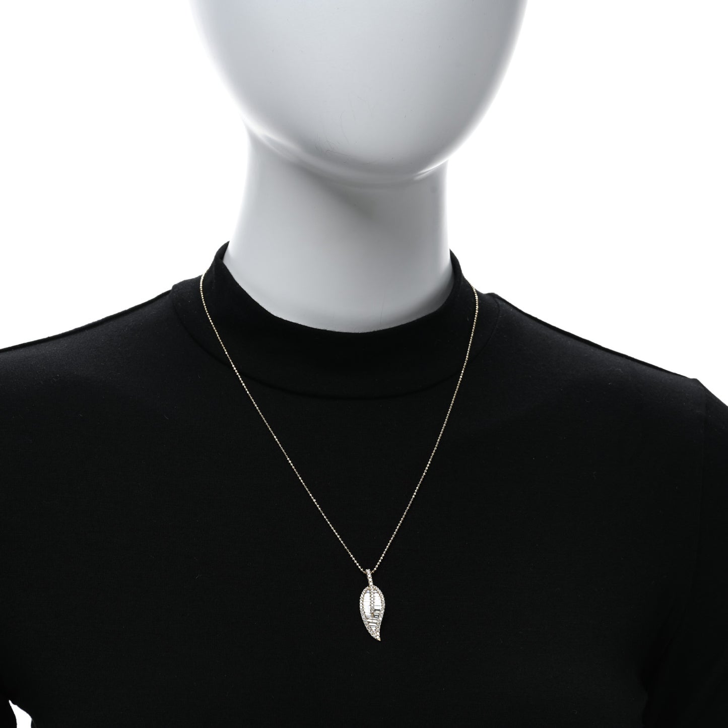 18K Yellow Gold Diamond Large Leaf Pendant Necklace