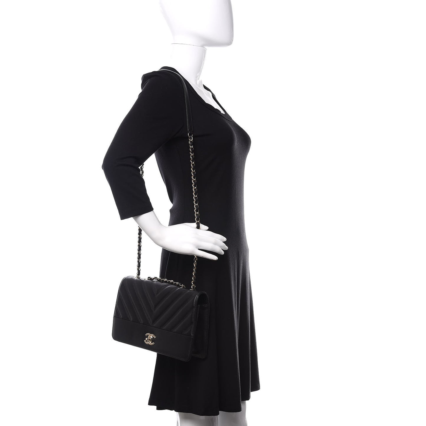 Lambskin Chevron Quilted Flap Black