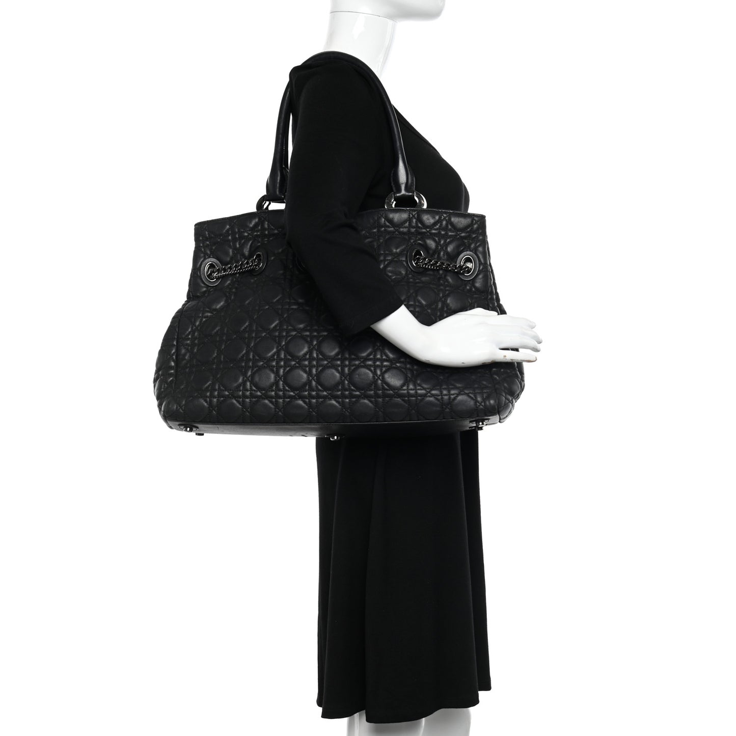 Lambskin Cannage Chri Chri Tote Black