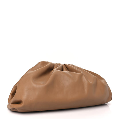 Bottega Veneta Smooth Butter Calf The Pouch Oversized Clutch Cammello 3 of 10
