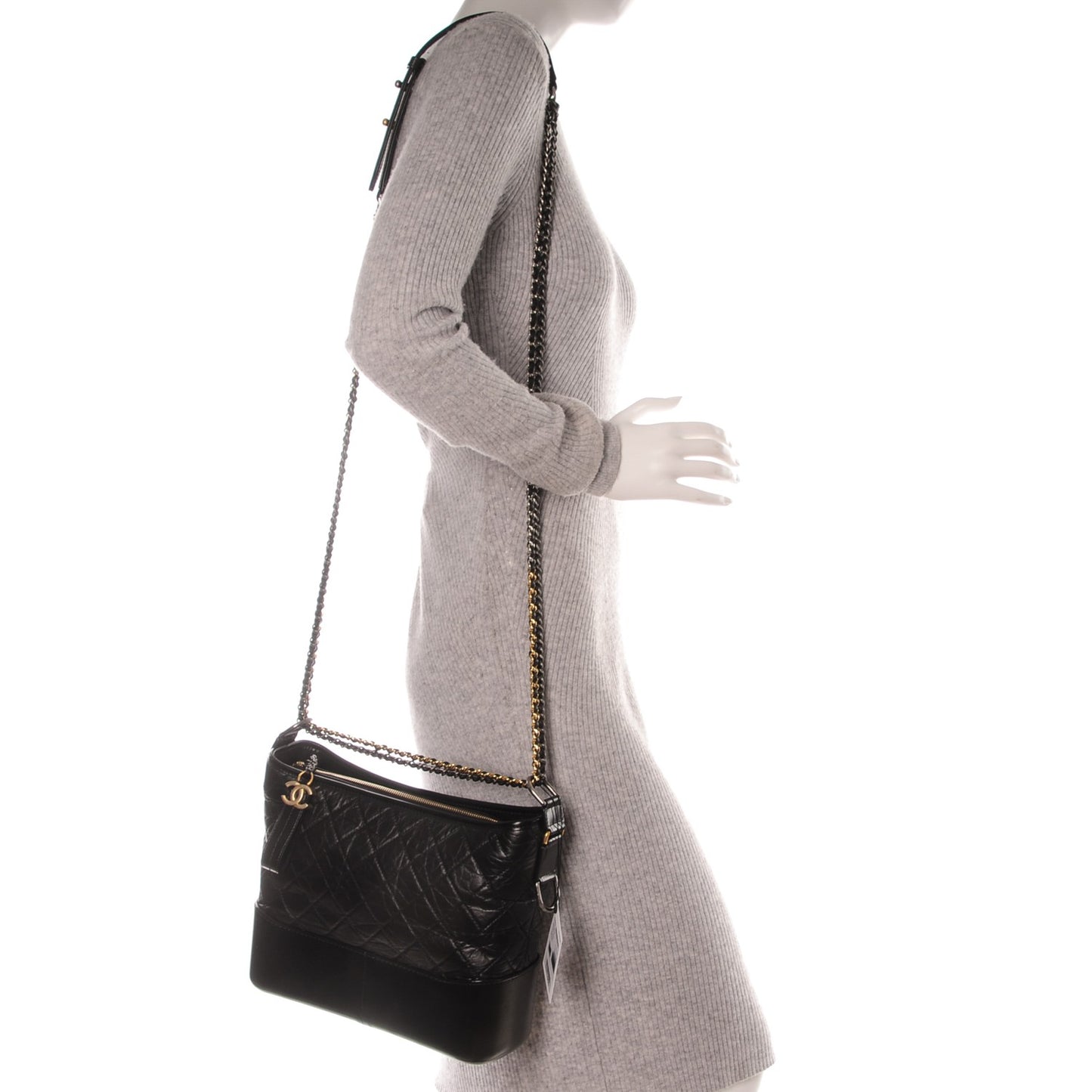 Calfskin Quilted Medium Gabrielle Hobo Black