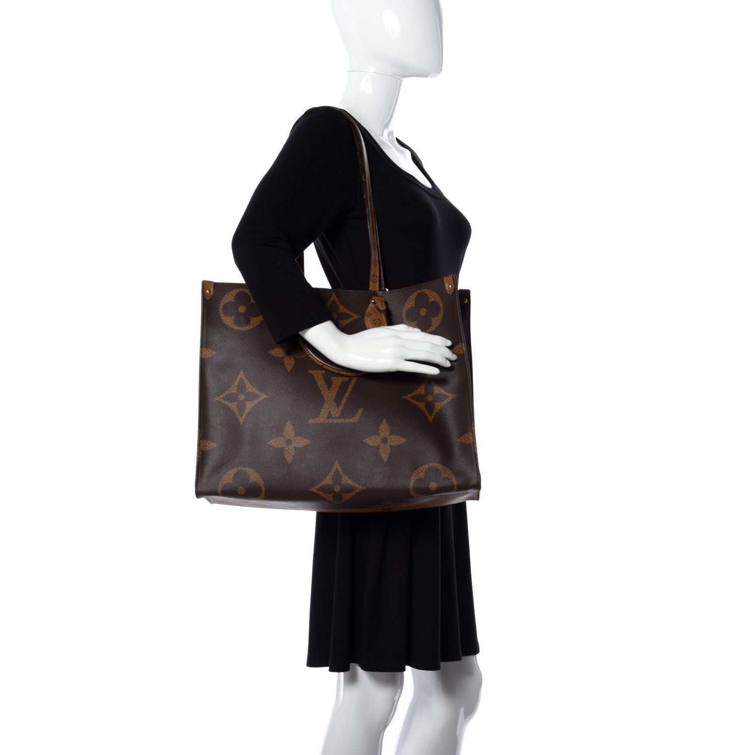 Louis Vuitton Reverse Monogram Giant Onthego GM 3 of 12