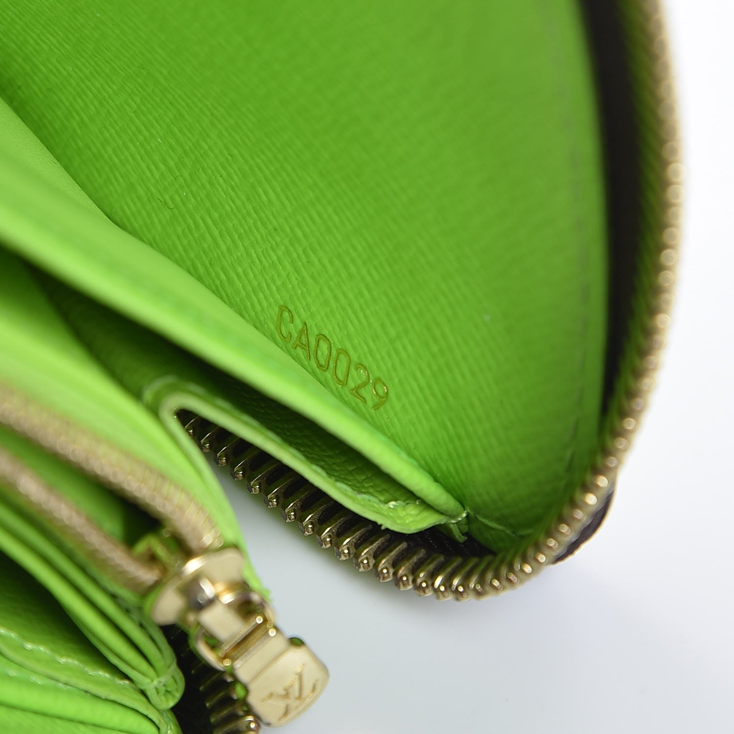 Louis Vuitton Monogram Graffiti Zippy Wallet Green 7 of 8