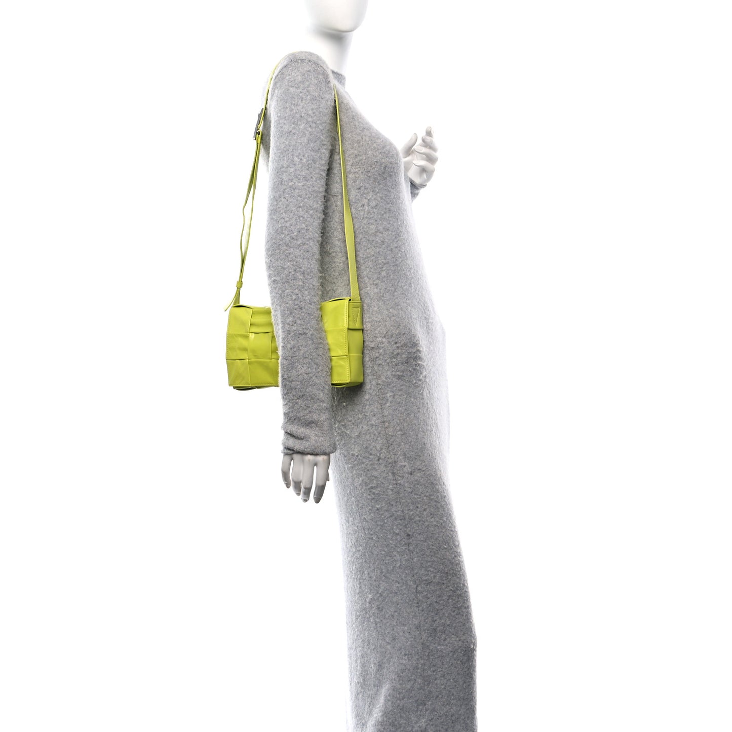 Paper Calfskin Maxi Intreccio Small Cassette Crossbody Bag Kiwi