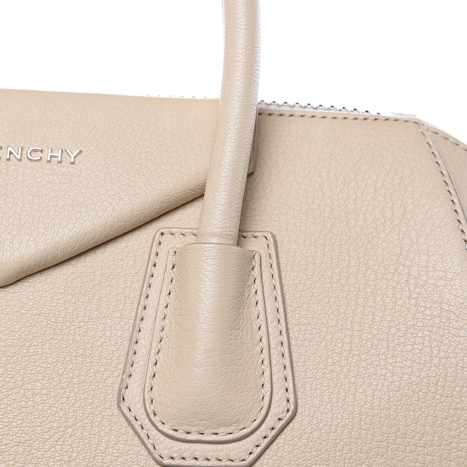 Givenchy Sugar Goatskin Medium Antigona Skin 13 of 18