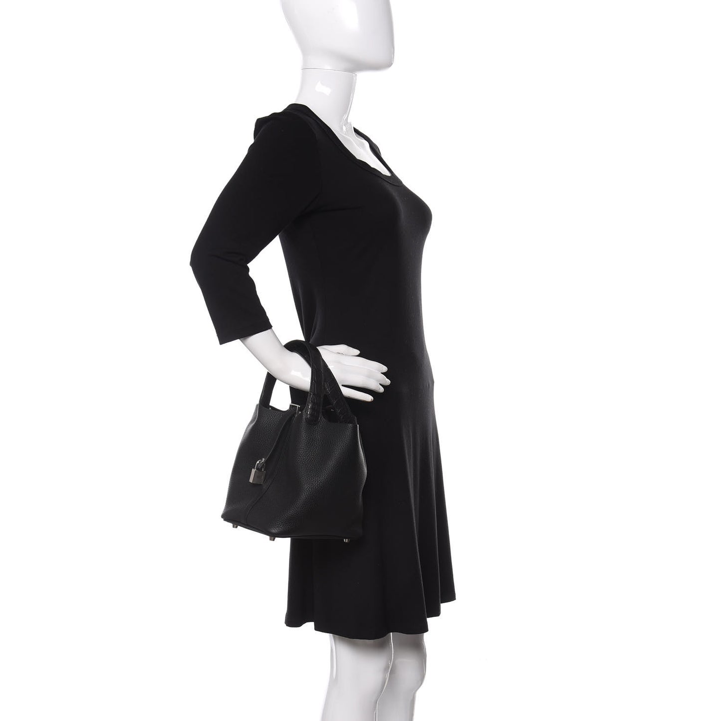 Taurillon Clemence Matte Alligator Picotin Lock Touch 18 PM Black