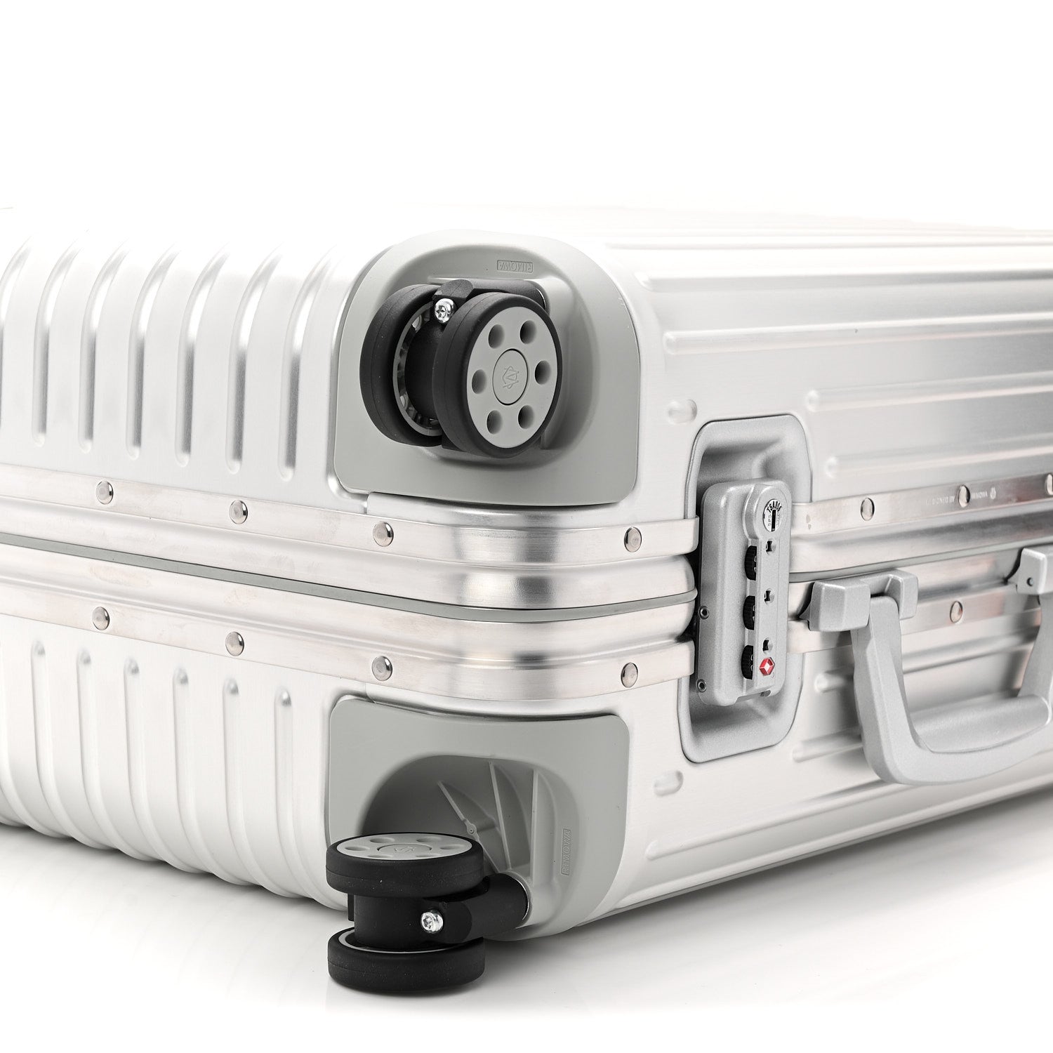 Rimowa Aluminum Original Cabin Silver 9 of 9
