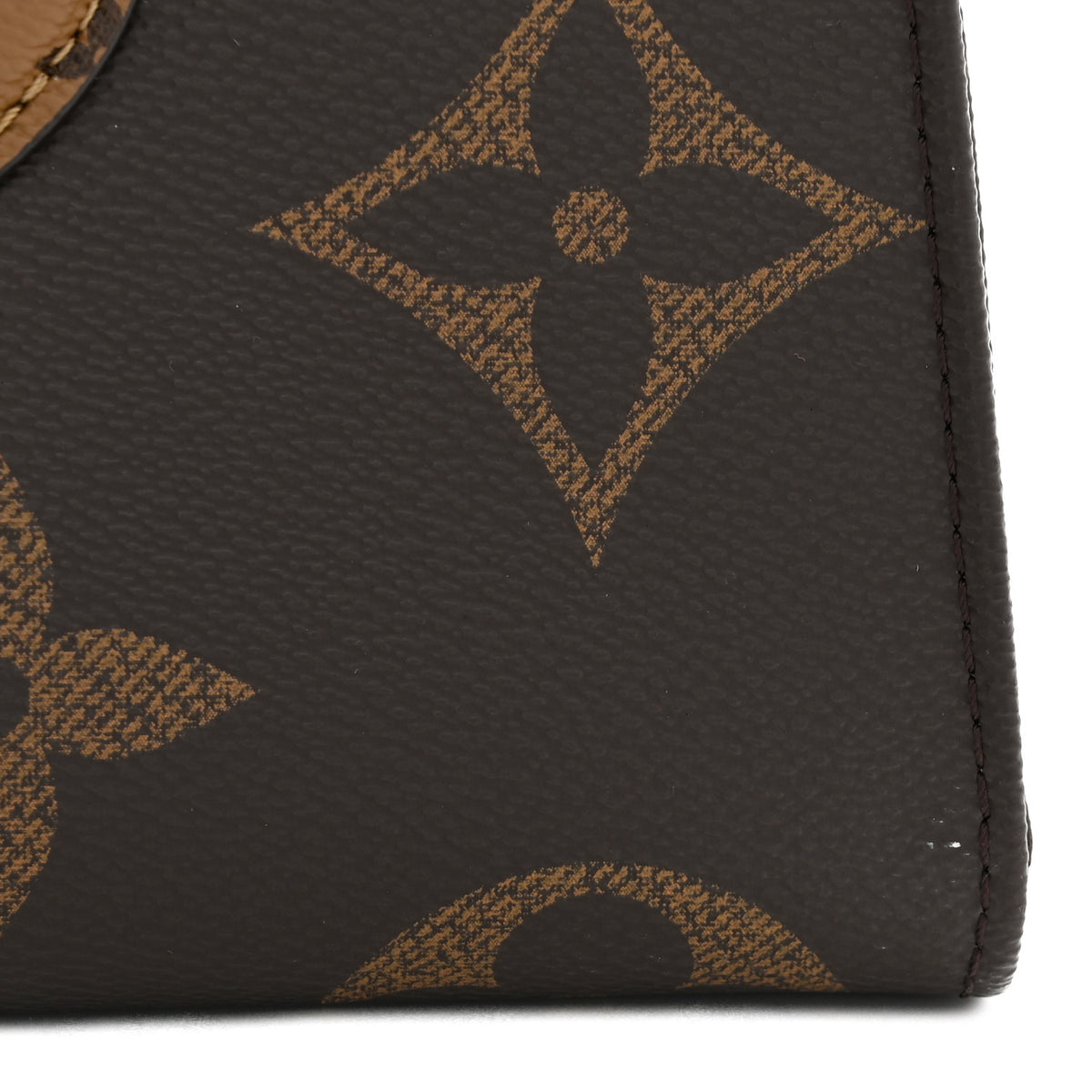 Louis Vuitton Reverse Monogram Giant OnTheGo East West Chain 10 of 11