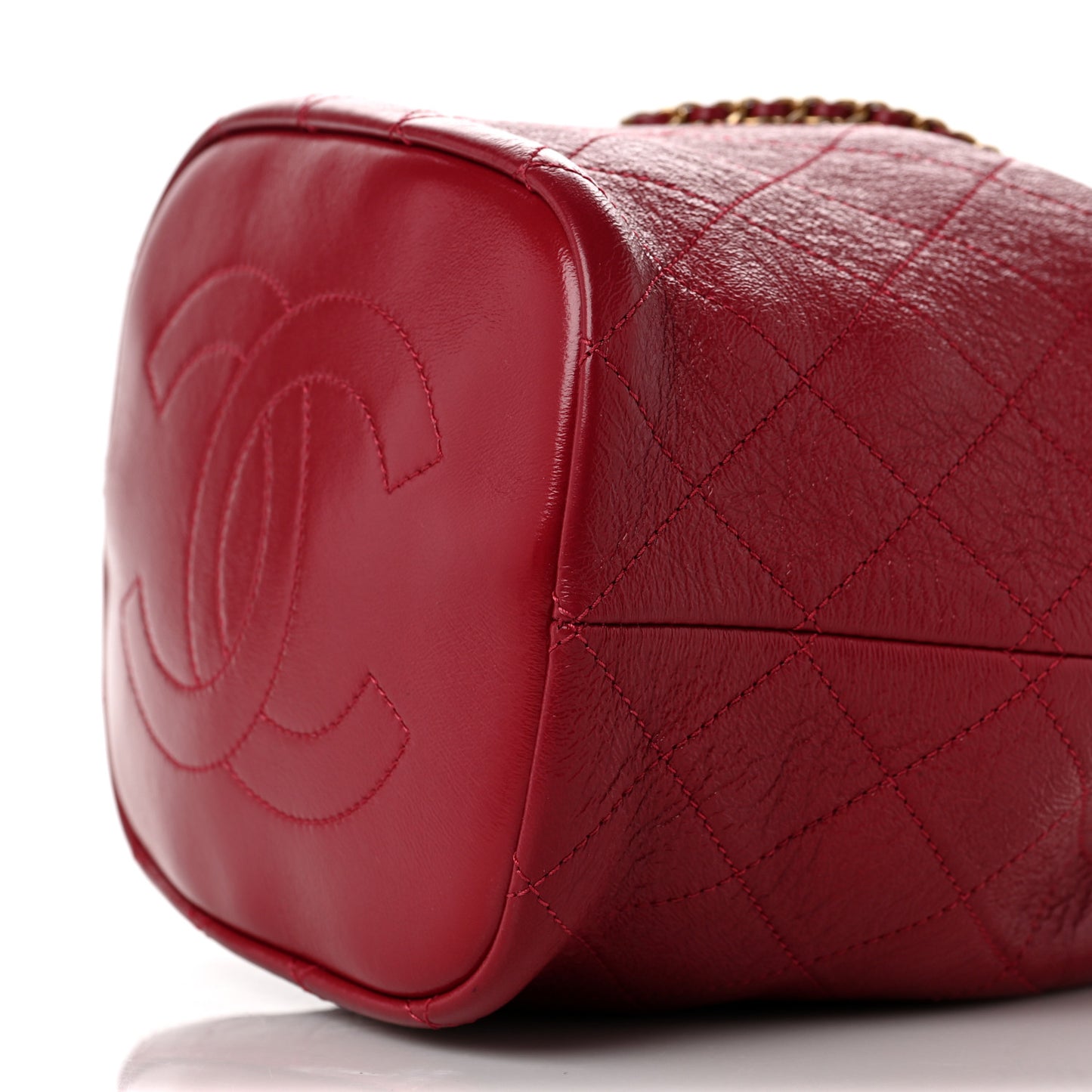CHANE Shiny Lambskin Quilted Fashion Therapy Bucket Drawstring Bag Red