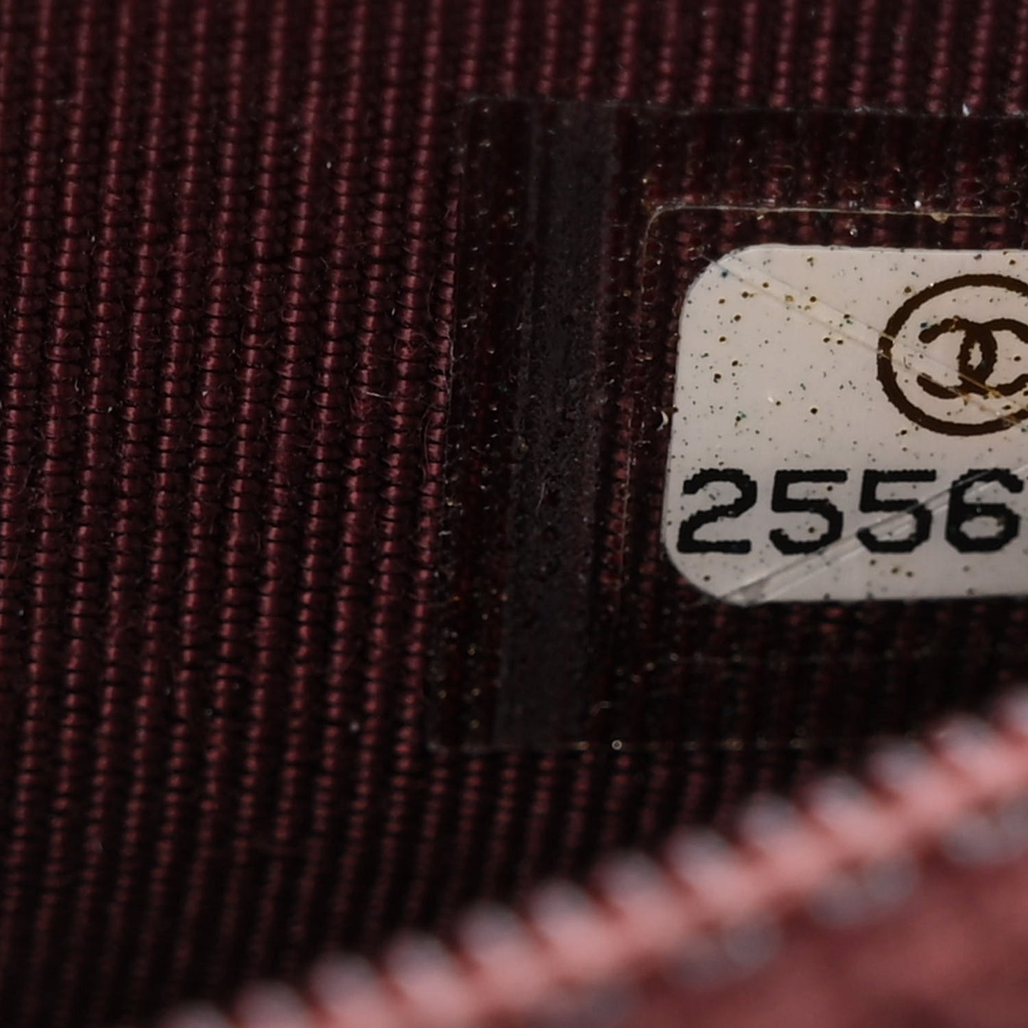 Caviar Quilted Square Wallet On Chain WOC Black