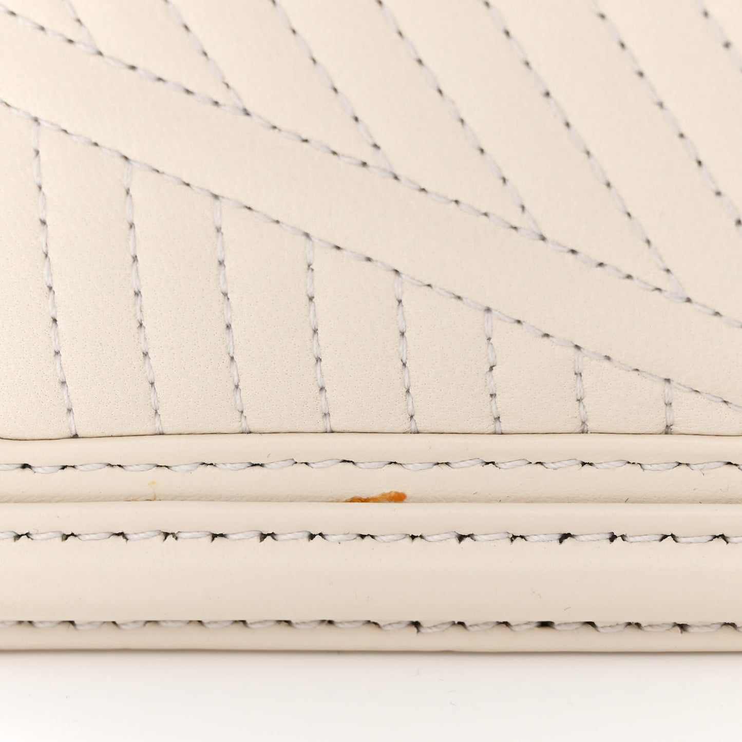 Quilted Nappa Smooth Calfskin Serpenti Forever Diamond Blast Shoulder Bag Ivory