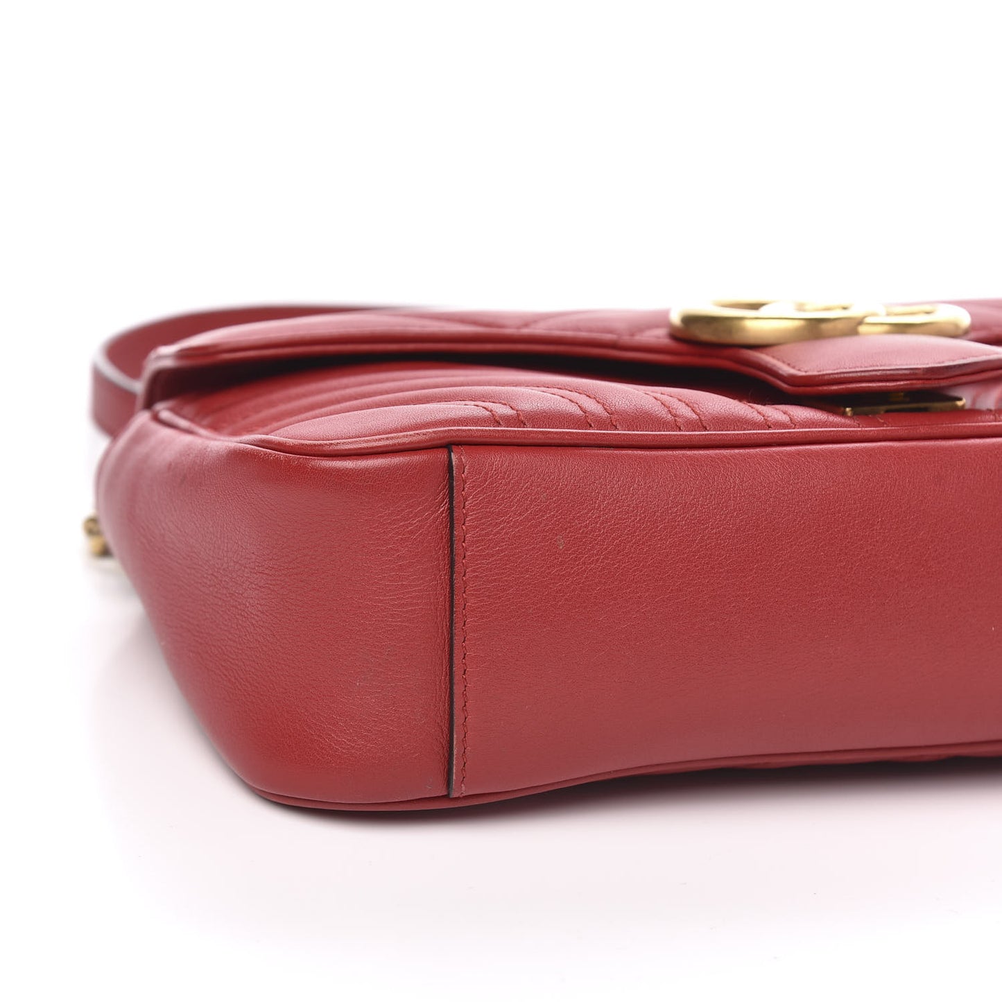 Calfskin Matelasse Small GG Marmont Shoulder Bag Hibiscus Red