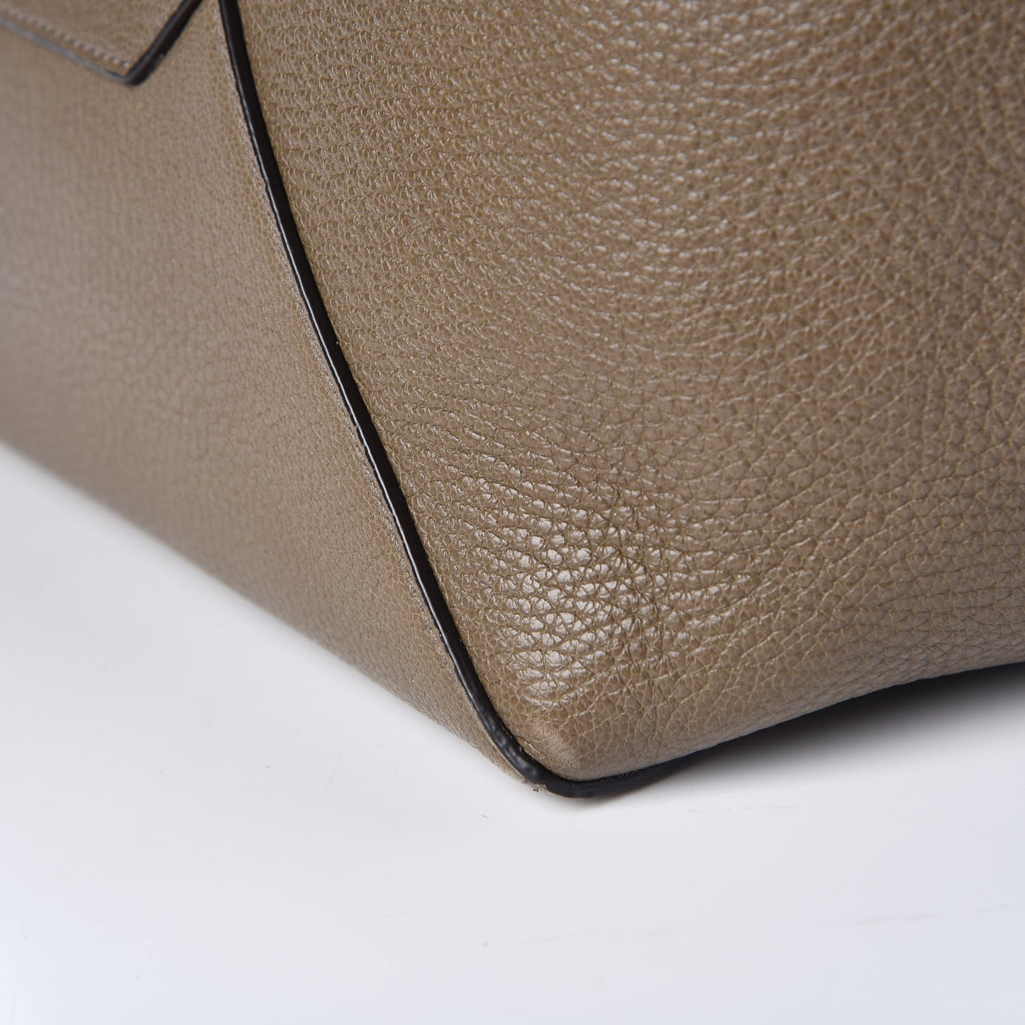 Soft Grained Calfskin Medium Belt Cabas Phantom Souris
