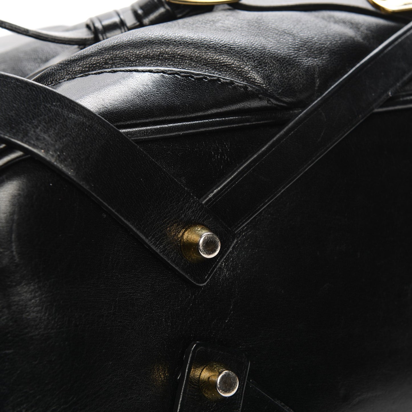 Soft Lambskin Bridle Calfskin Medium Gosford Hobo Black