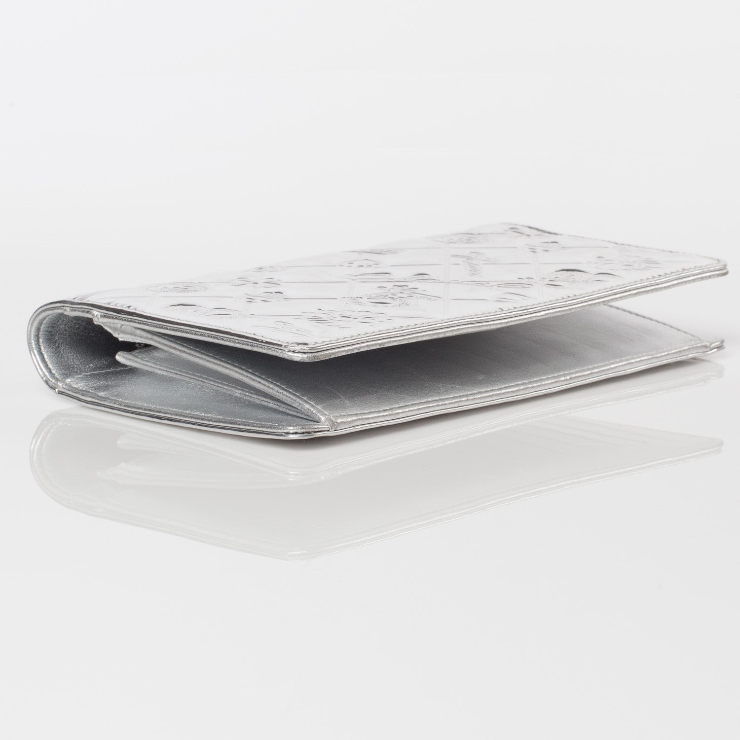 Chanel Patent Calfskin Lucky Symbols Yen Wallet Silver 4 of 8