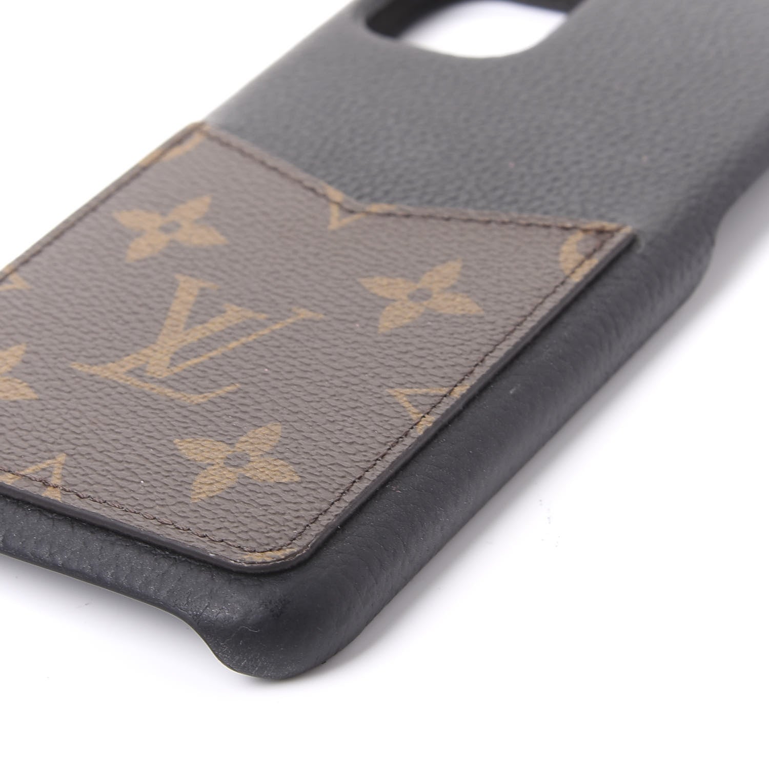 Louis Vuitton Monogram iPhone 11 Max Pro Bumper Black 8 of 11