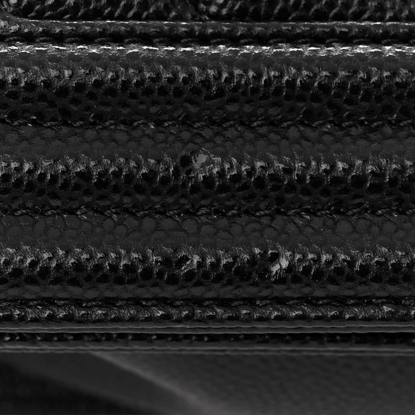 Caviar Chevron Quilted Medium Boy Flap Black