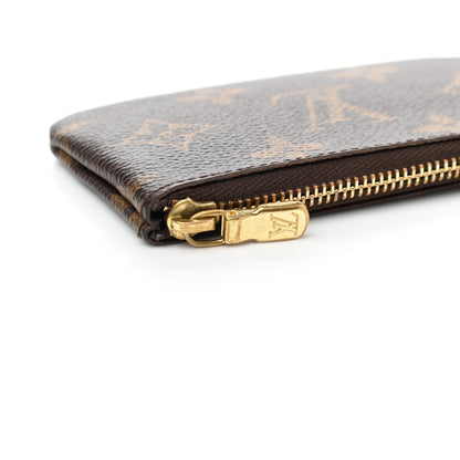 Louis Vuitton Monogram Key Pouch 8 of 9