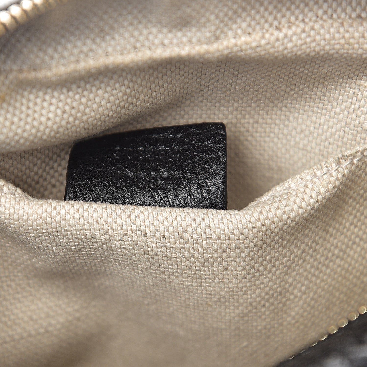 Gucci Pebbled Calfskin Small Soho Disco Bag Black 6 of 9
