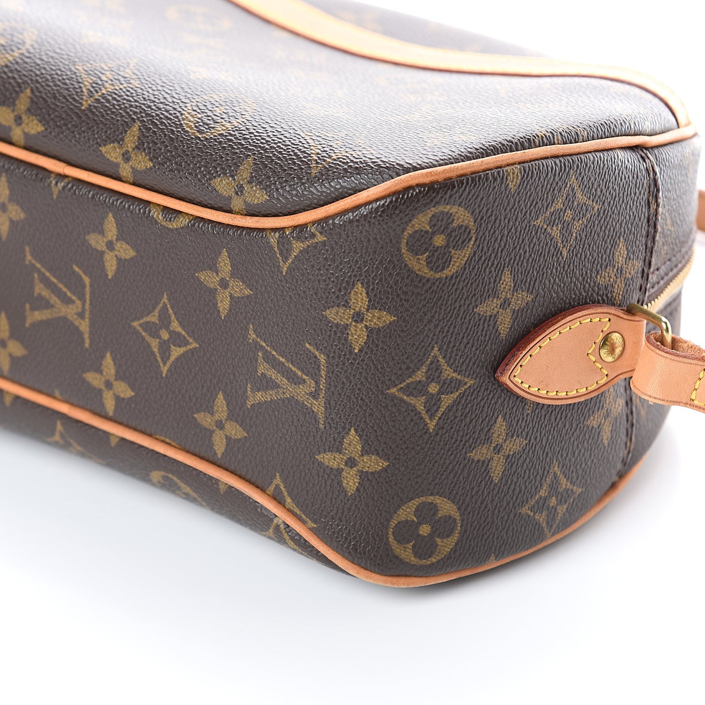 Monogram Blois