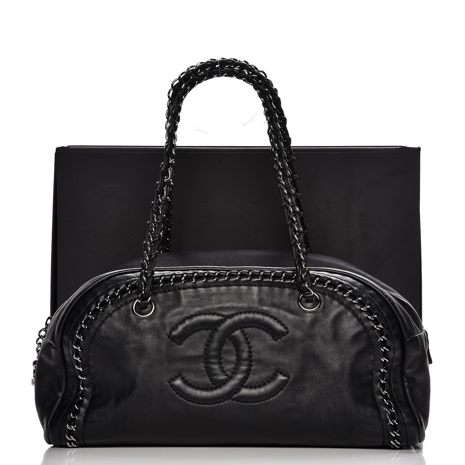 Chanel Smooth Calfskin Medium Luxe Ligne Bowler Black 13 of 13