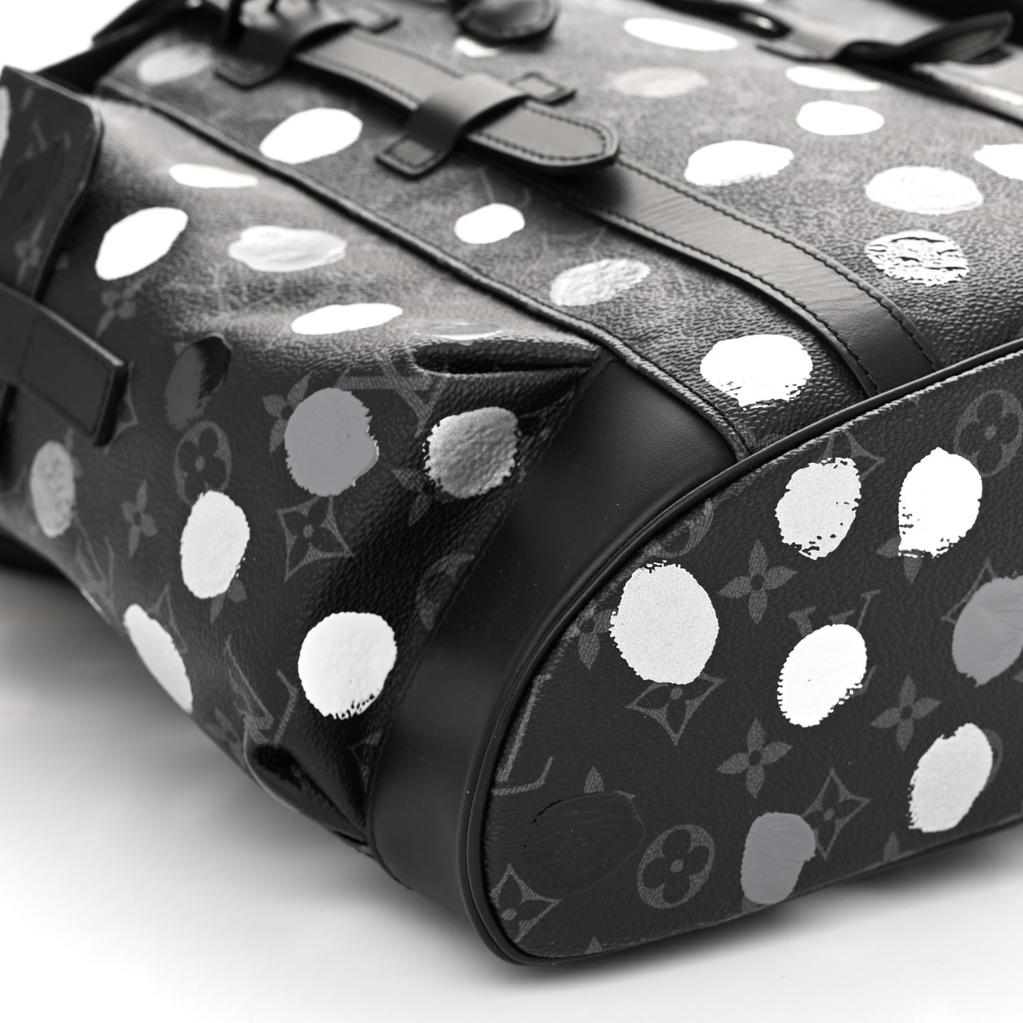 LV X YK Monogram Eclipse Dots Christopher MM Backpack Black