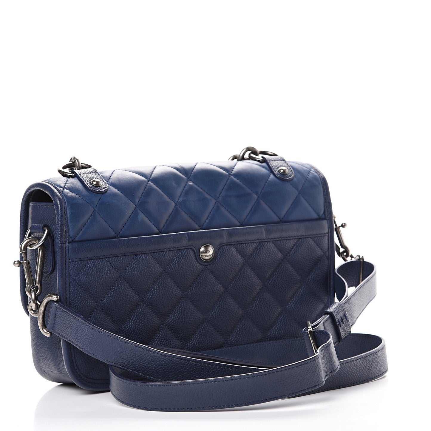 Caviar Iridescent Calfskin Quilted Medium Daily Carry Messenger Navy