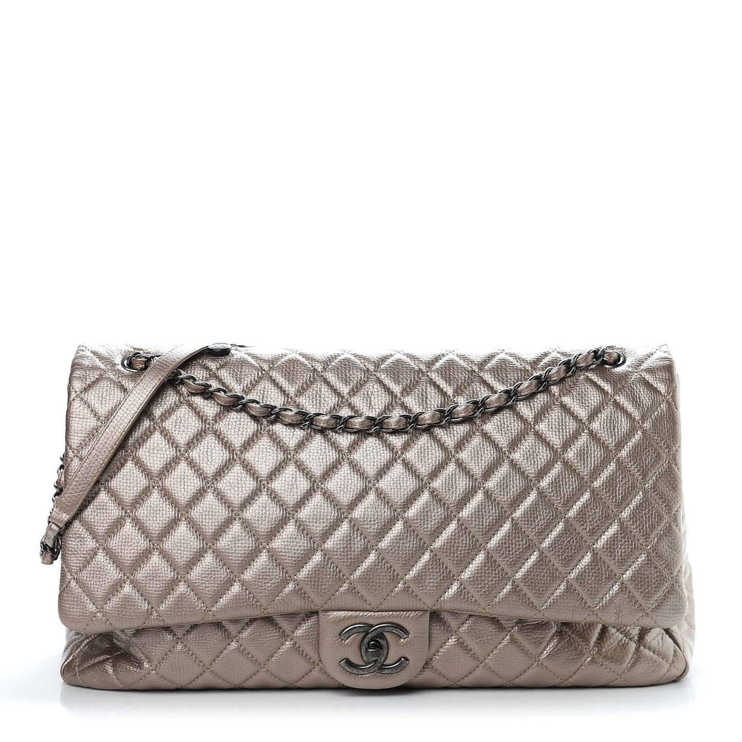 Metallic Calfskin Quilted XXL Travel Flap Bag Gold