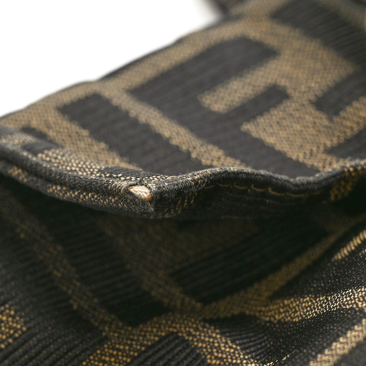 Zucca Small Handbag Tobacco
